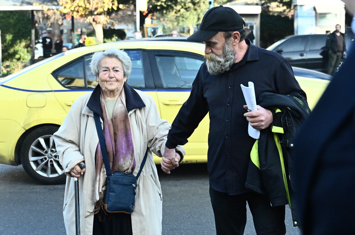 Ο Κωνσταντίνος Πολυχρονόπουλος και η μητέρα του