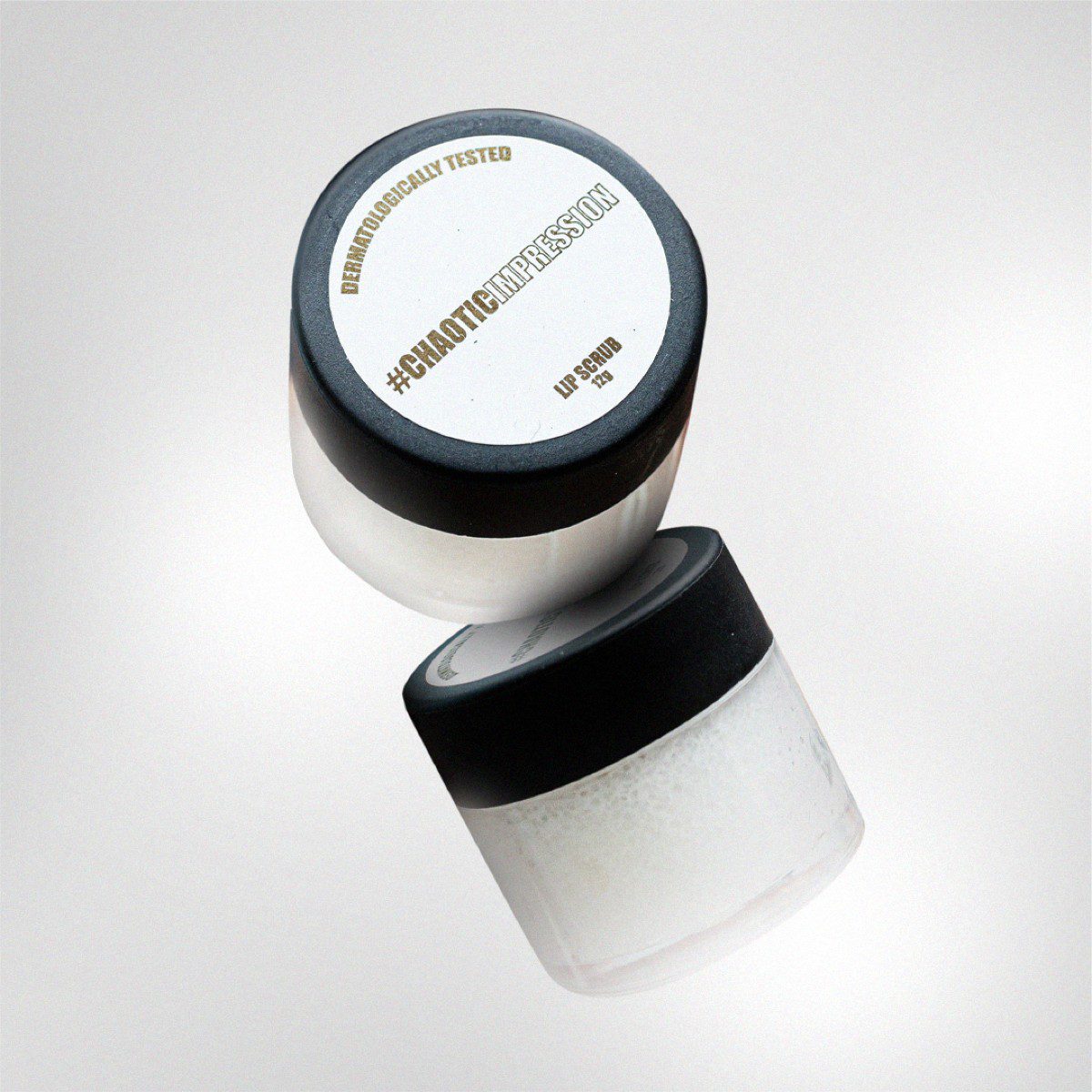 Απολέπιση χειλιών με Scandal Beauty