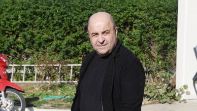 Ο Μάρκος Σεφερλής στα μαύρα