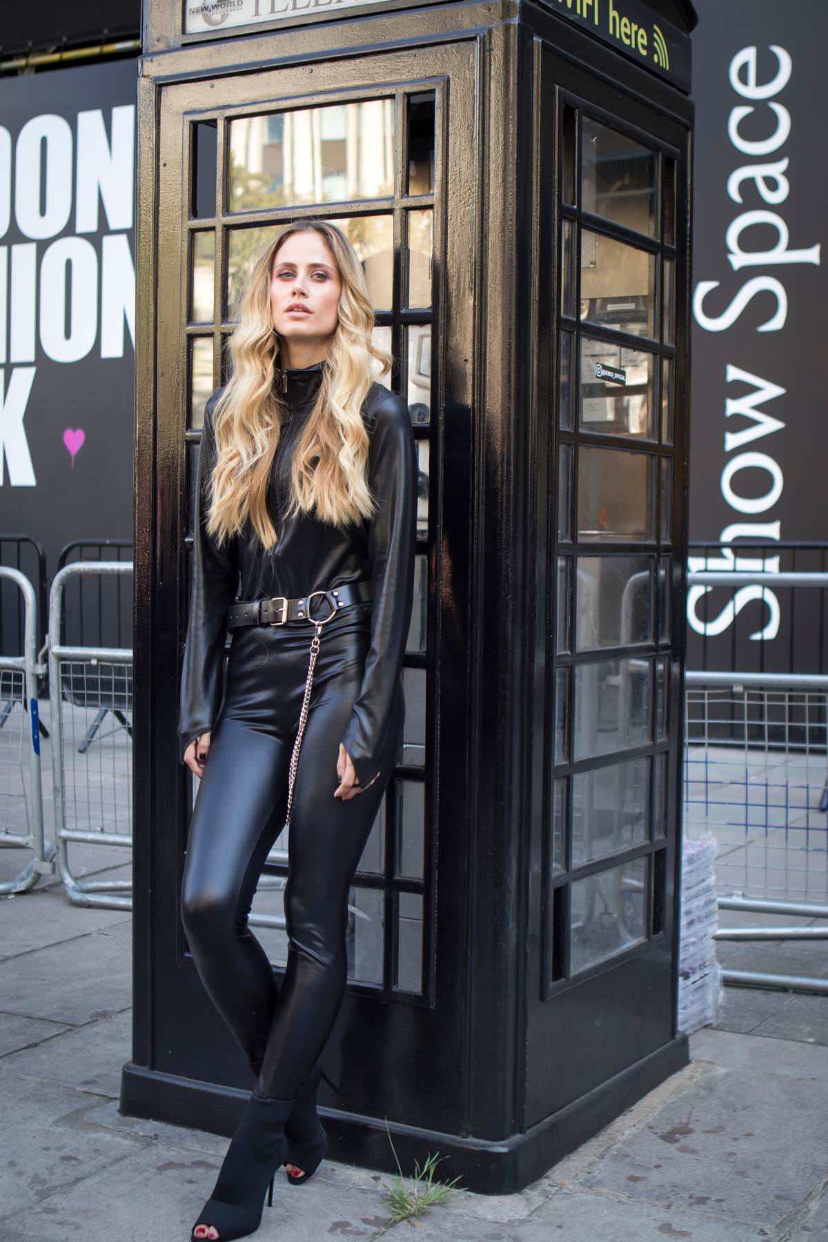 fashion items skinny παντελόνι