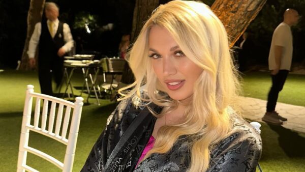 Η Κωνσταντίνα Σπυροπούλου σε έξοδο