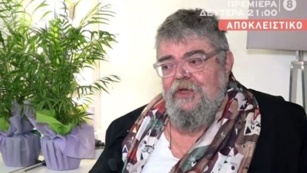 Ο Σταμάτης Κραουνάκης δίνει συνέντευξη στο Breakfast at Star