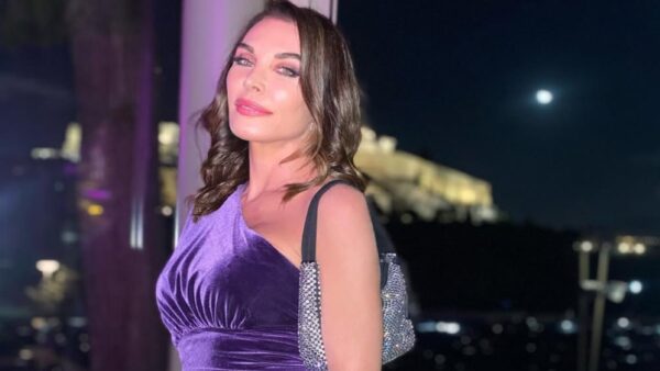 H Τατιάνα Στεφανίδου σε βραδινή της έξοδο