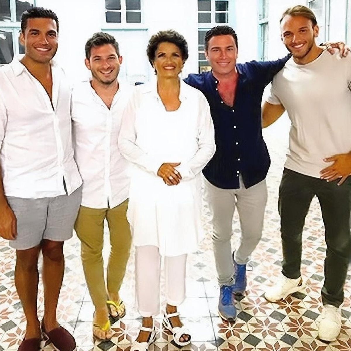 Ο Κάρολος Βιδάλης με φίλους του