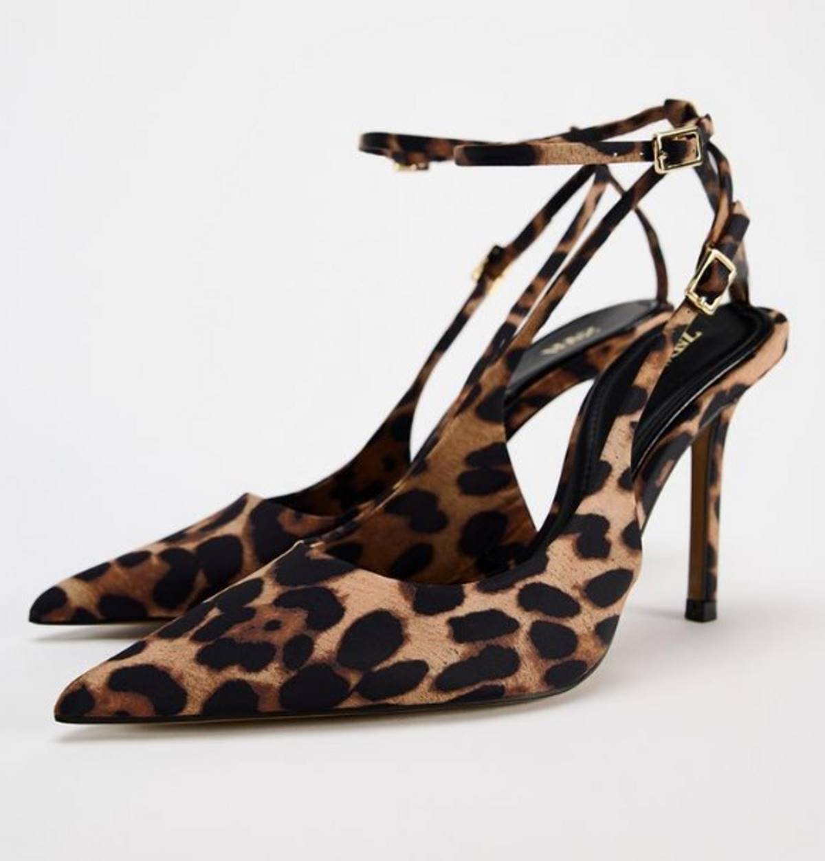 γόβες λεοπάρ zara