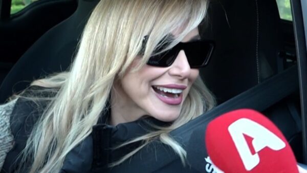 Η Ζωή Κρονάκη μιλάει στις κάμερες του Breakfast at Star.