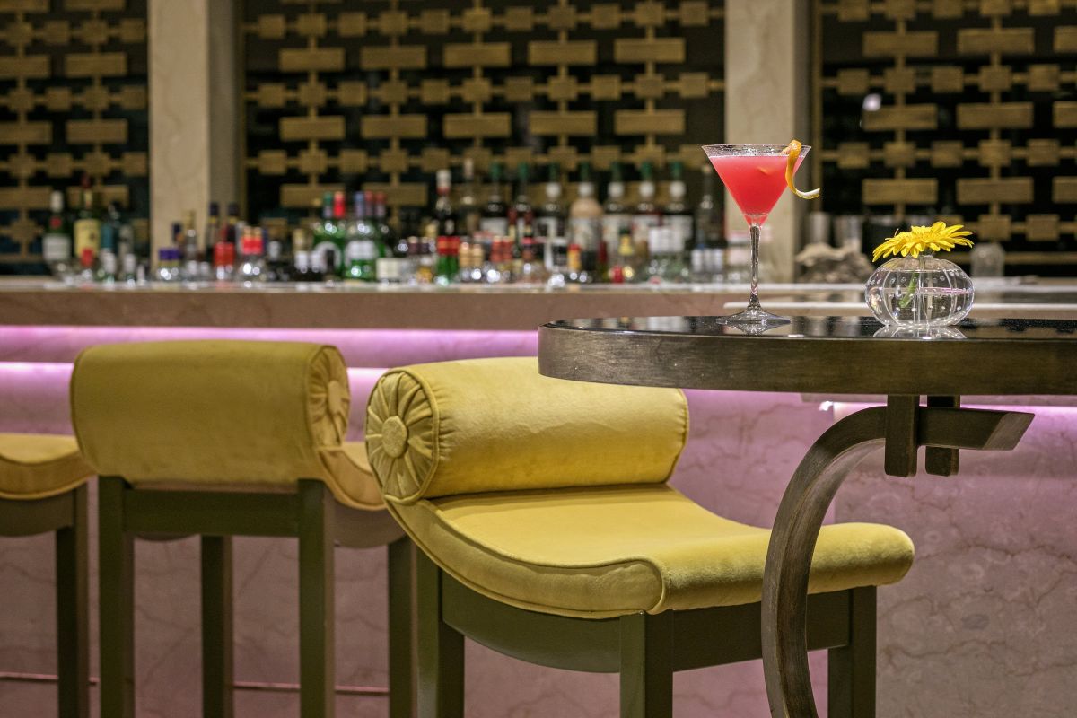 Γιορτάστε μοναδικά τον Άγιο Βαλεντίνο στα Divani Collection Hotels!