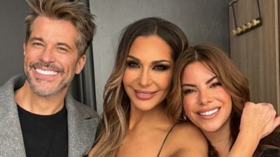 Χάρης και Αντελίνα Βαρθακούρη με τη Δέσποινα Βανδή