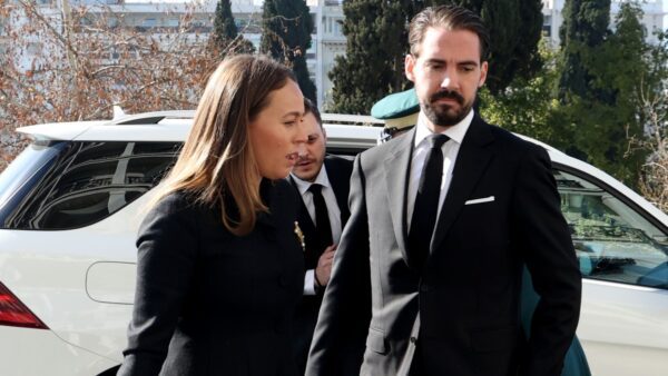 Φίλιππος Ντε Γκρες, Νίνα Φλορ