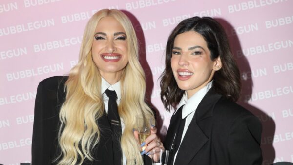 Η Ιωάννα Τούνη και η Στέλλα Πάσσαρη