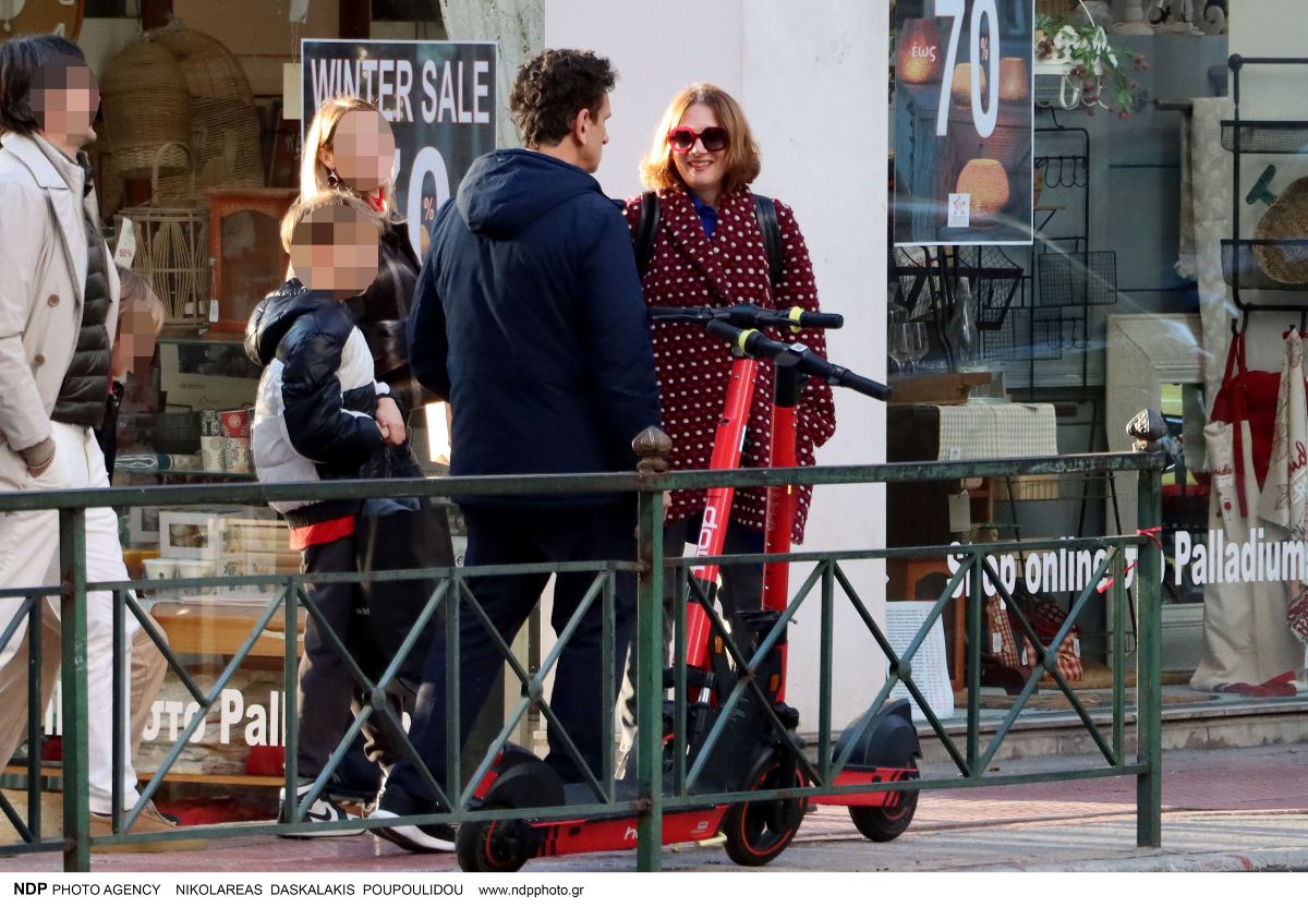 Νίκος Ψαρράς, Έλενα Καρακούλη