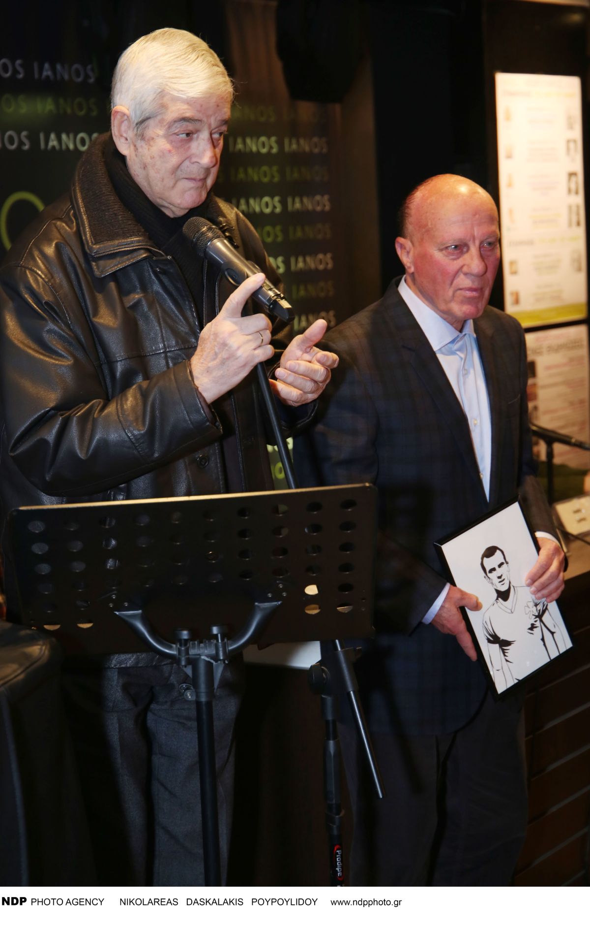 Τάκης Οικονομόπουλος, Μίμης Δομάζος