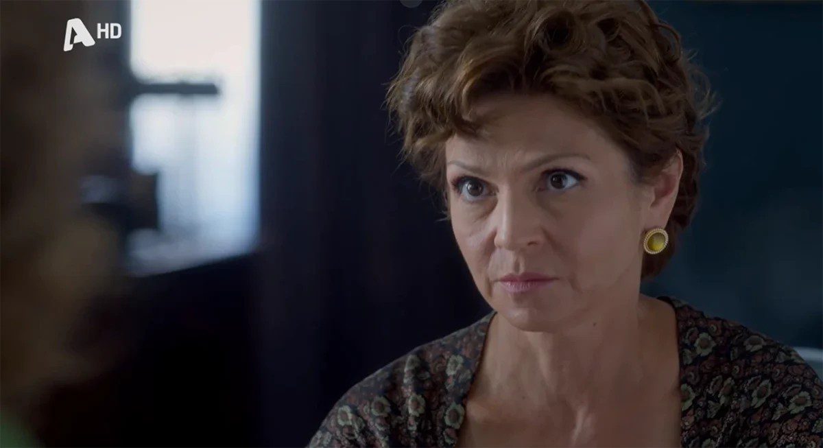 Η Θάλεια της σειράς Άγιος έρωτας