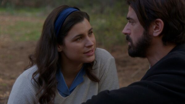 Σκηνή από τον Άγιο Έρωτα με Χλόη και Παππά