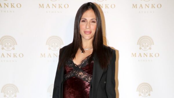 Η Ανθή Βούλγαρη σε νυχτερινή έξοδο.