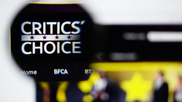 Critics Choice Awards 2025 εμφανίσεις