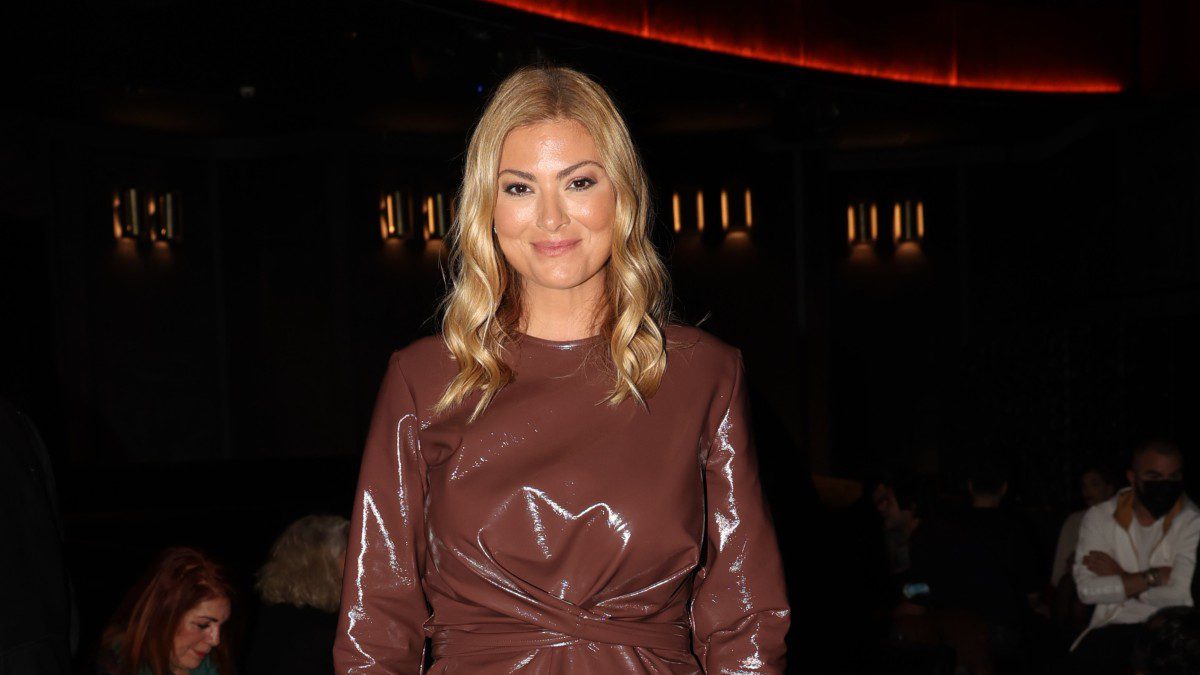 Η Δέσποινα Καμπούρη σε βραδινή της έξοδο.