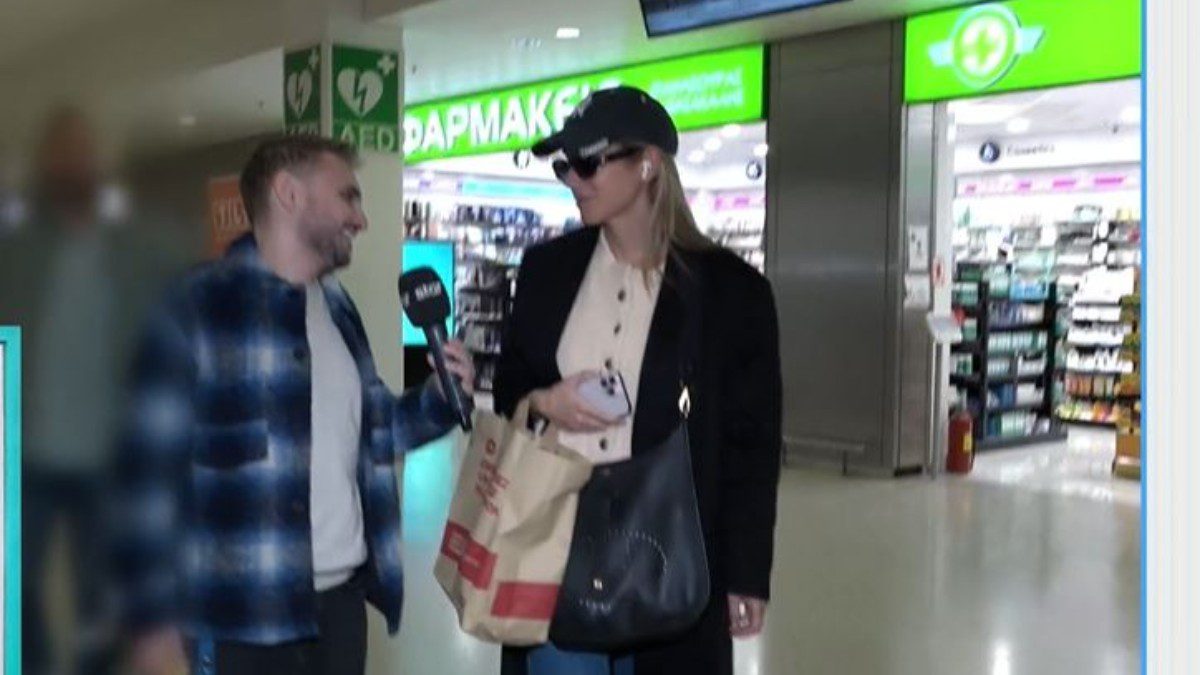 Η Δούκισσα Νομικού στο αεροδρόμιο