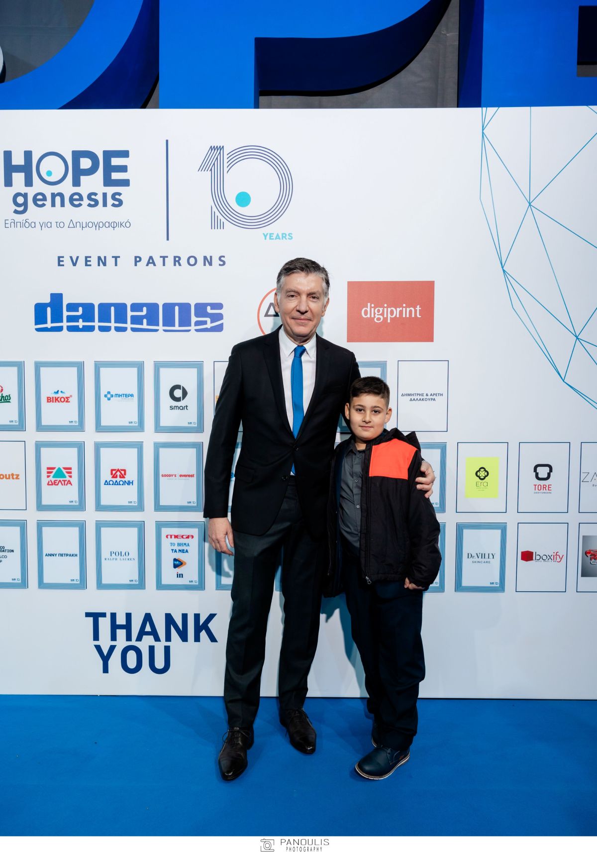 Στέφανος Χανδακάς, Μηνάς από τα Θύμαινα, το πρώτο παιδί της HOPE. Σήμερα 10 χρονών