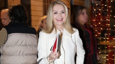 H Έλλη Στάη σε βραδινή έξοδο