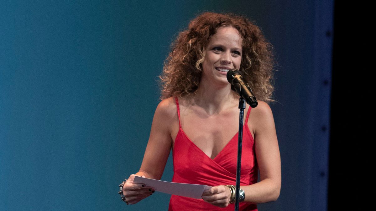 Η Έλλη Τρίγγου σε ομιλία.