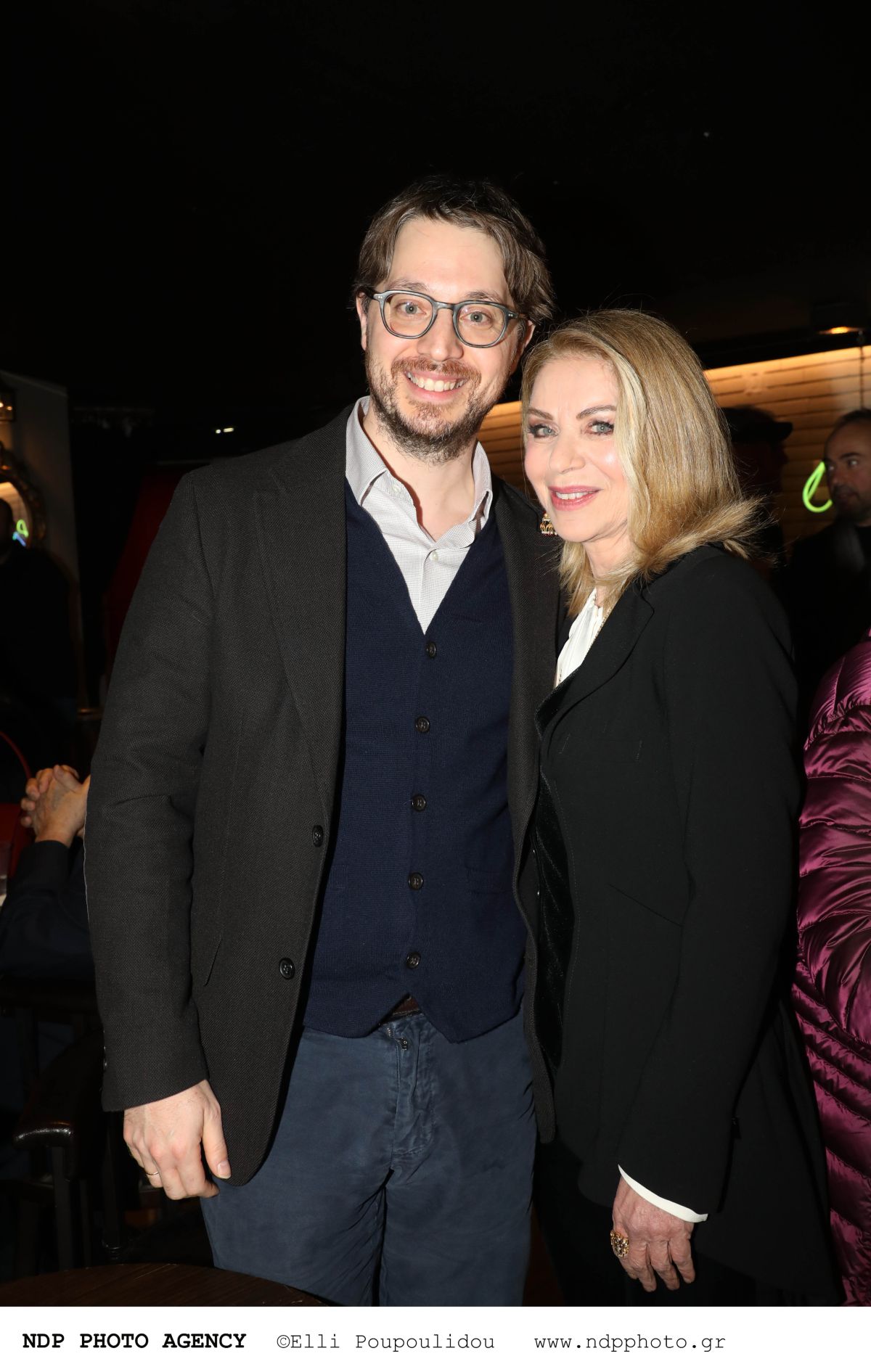 Έλλη Στάη και Μάρκος Κατσίμης στο θέατρο