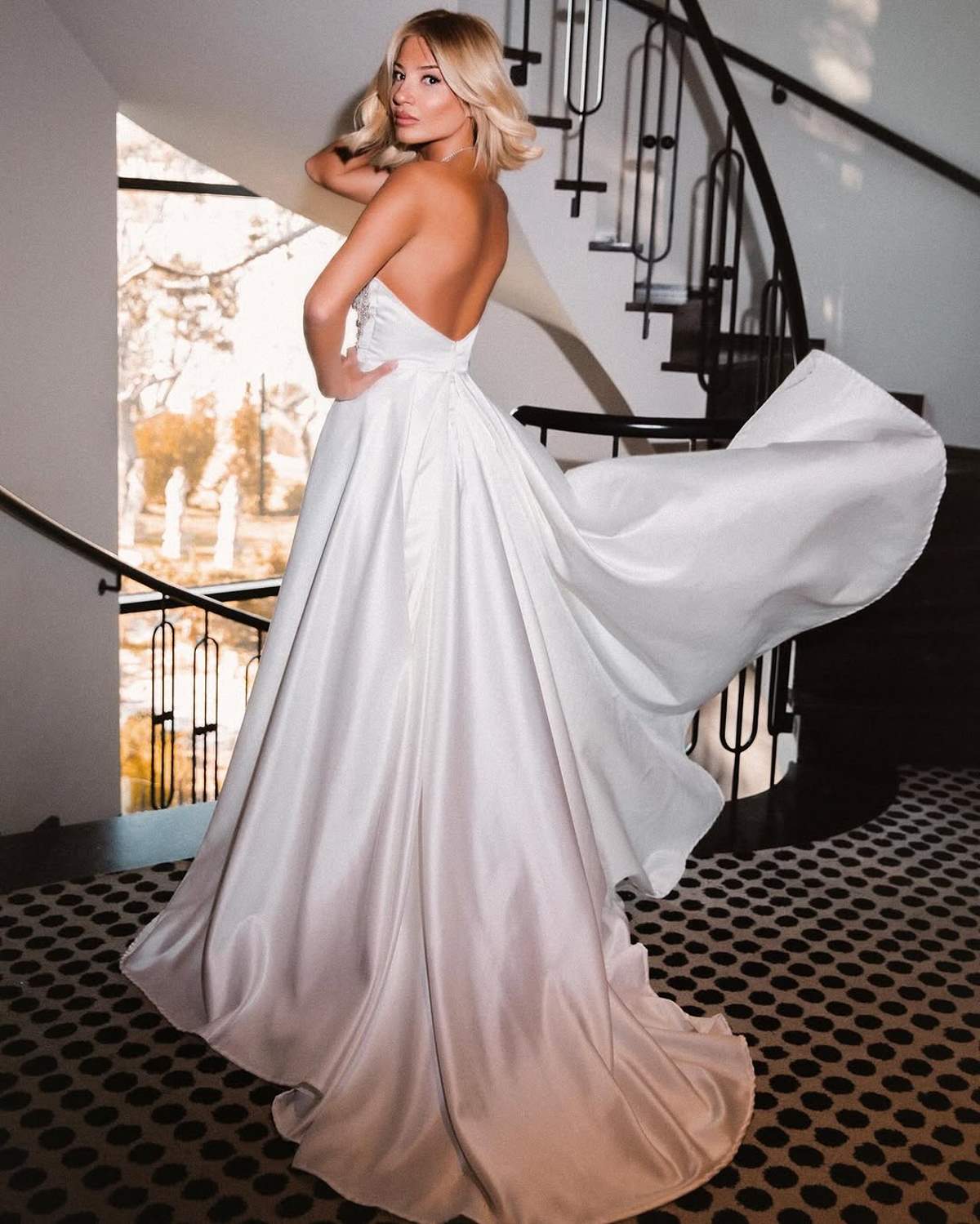 Η Φαίη Σκορδά με νυφικό