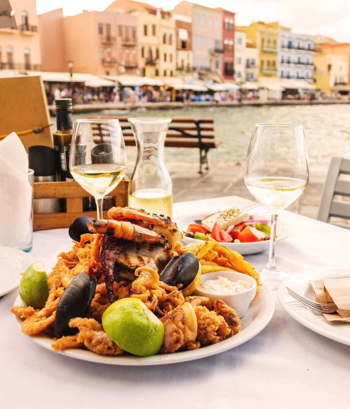 κρητική ταβέρνα