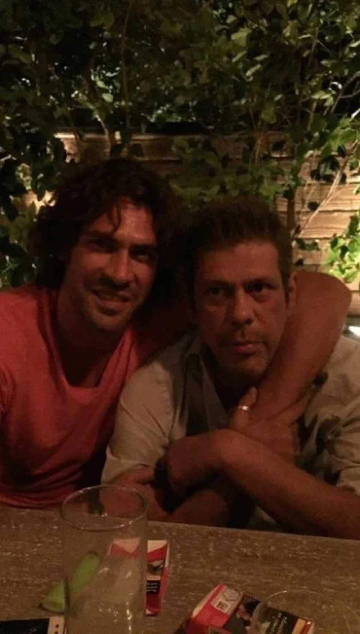 Ο Γιάννης Σπαλιάρας με τον αδερφό του