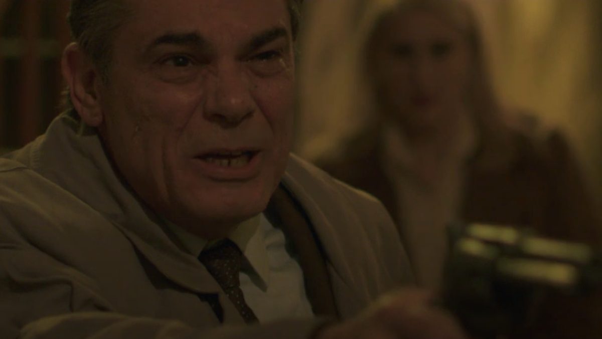 Πρωταγωνιστής της σειράς της ΕΡΤ, Η παραλία