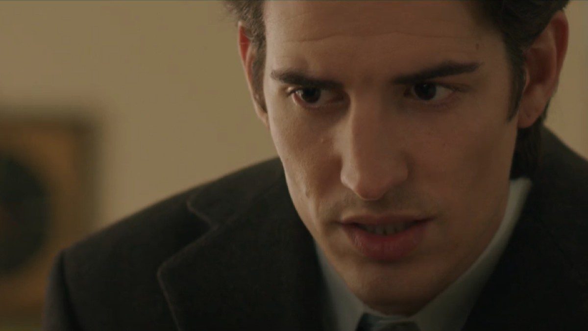 Ο Απόστολος από τη σειρά Η Παραλία.