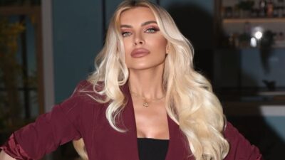 H Κατερίνα Καινούργιου έξω από το πλατό της εκπομπής