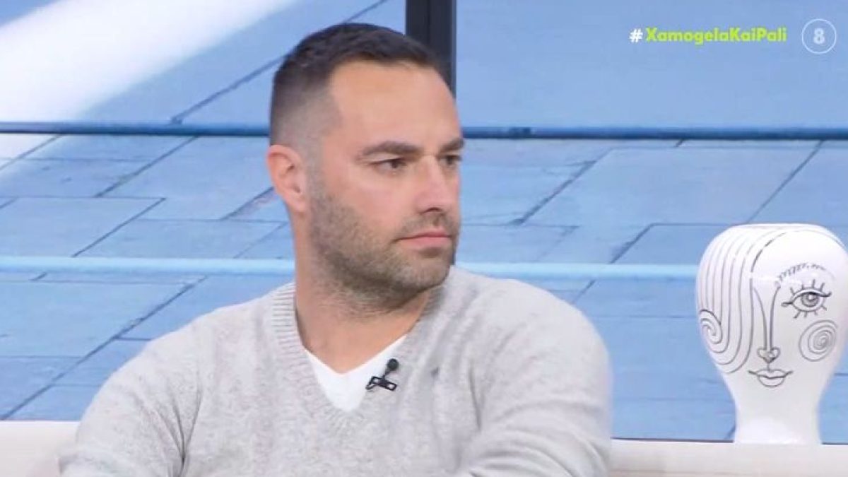 Ο Κώστας Φραγκολιάς στο πλατό του Χαμογέλα και Πάλι