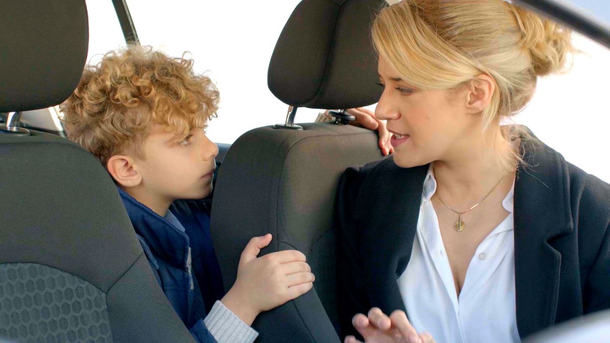 Σκηνή από την σειρά Μαμά στα κρυφά