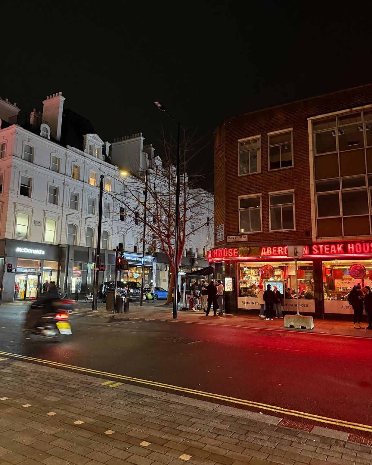 Φωτογραφία της Μελίνας Νικολαΐδη από το Λονδίνο