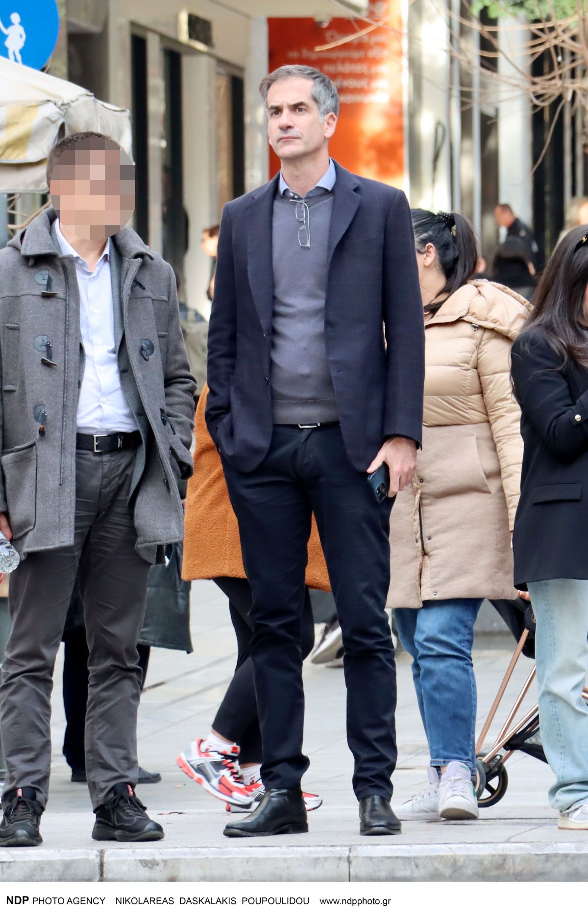 Ο Κώστας Μπακογιάννης στο κέντρο της Αθήνας