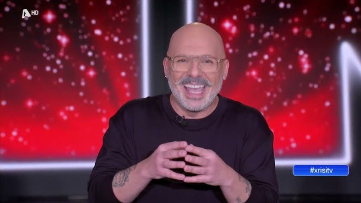 Ο Νίκος Μουτσινάς στο ΝΜ Βραδιάτικα