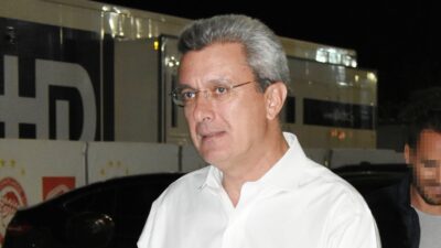 Ο Νίκος Χατζηνικολάου σε παλιά έξοδό του