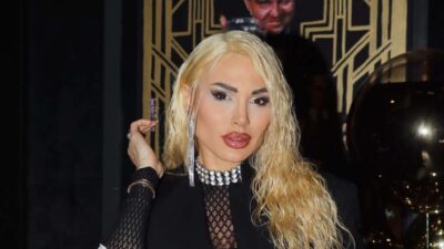 Η Αλεξάνδρα Παναγιώταρου στα μπουζούκια