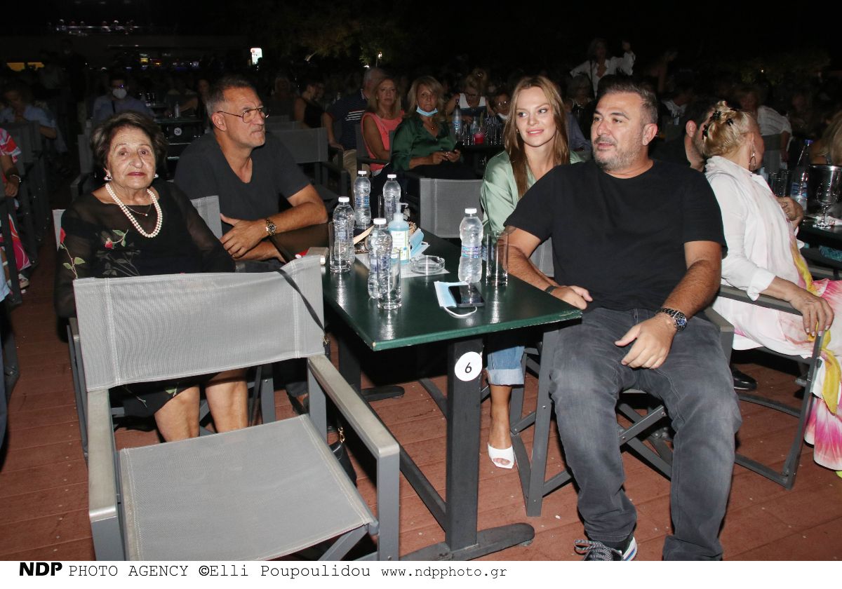 Ο Ρέμος με την μαμά του το 2021