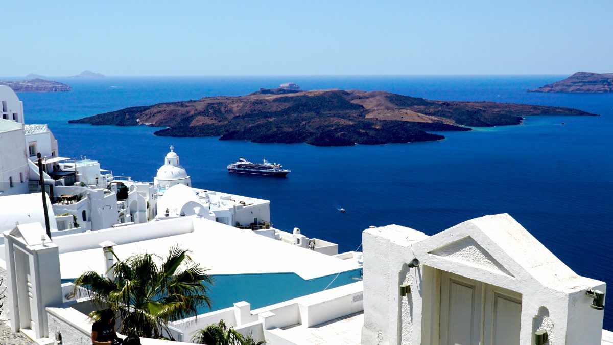 Θέα από τη Σαντορίνη