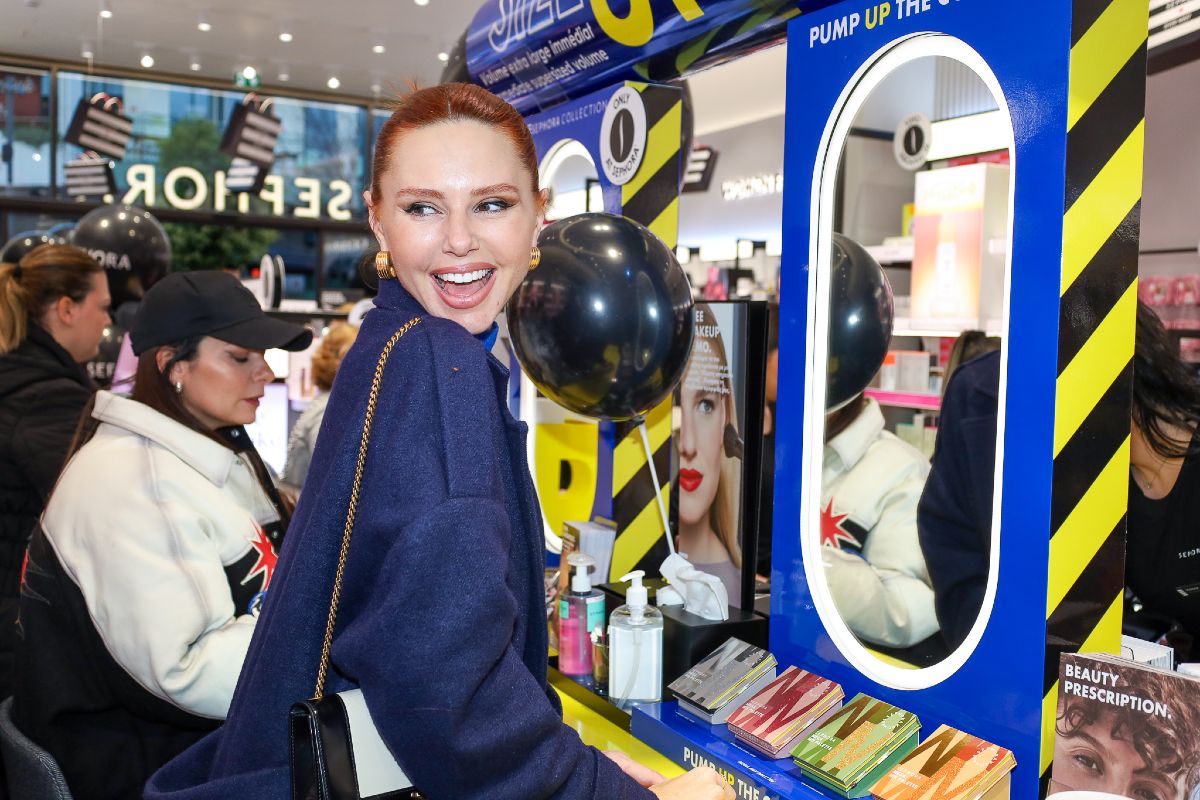 Η Έβελυν Καζαντζόγλου