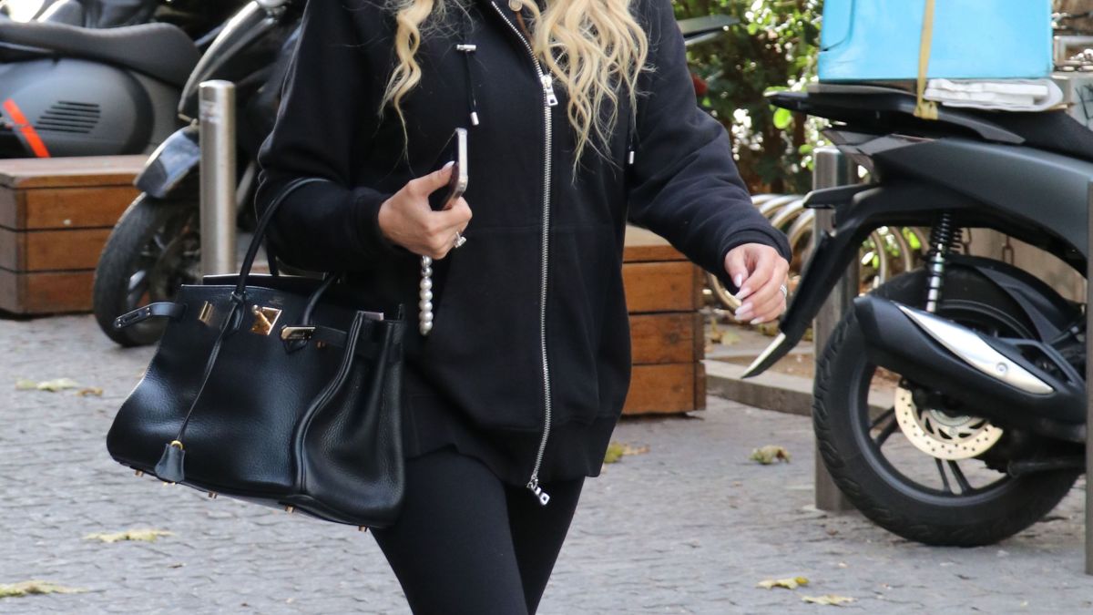 Η Κωνσταντίνα Σπυροπούλου σε πρωινή της βόλτα