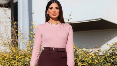 H Σταματίνα Τσιμτσιλή έξω από το στούντιο