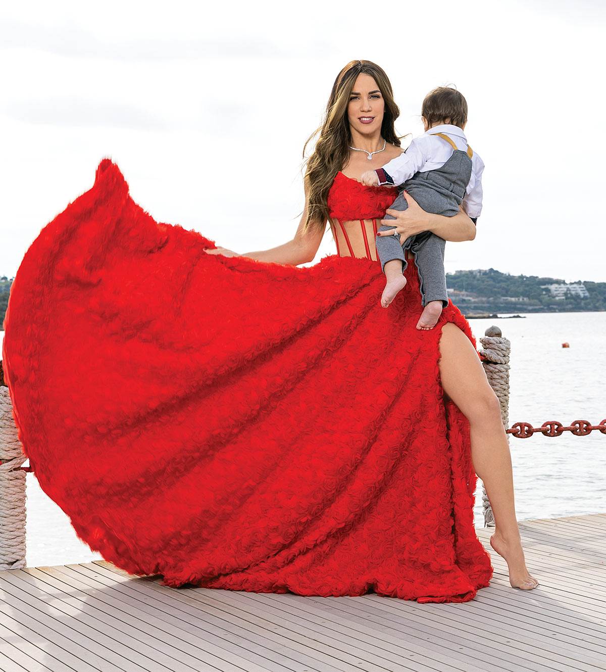 Η Κατερίνα Στικούδη με κολιέ Kanakis