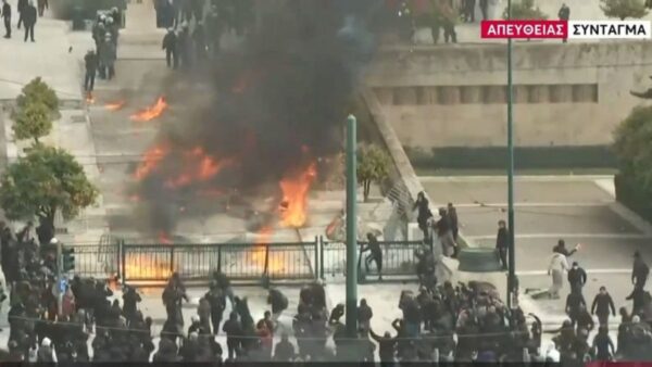 Επεισόδια στα Τέμπη