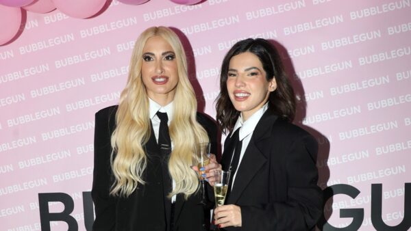 Η Ιωάννα Τούνη και η Στέλλα Πάσσαρη