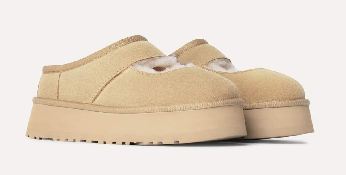 Παπούτσια Ugg σε μπεζ χρώμα