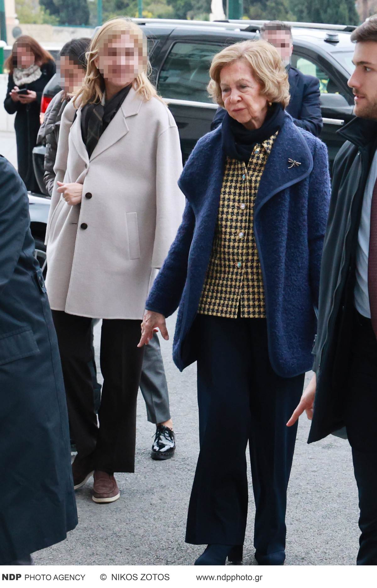 Βαρδινογιάννη - Ντε Γκρες: Στο «Μεγάλη Βρετανία» για το δείπνο - Βασιλικές αφίξεις από το εξωτερικό για τον γάμο