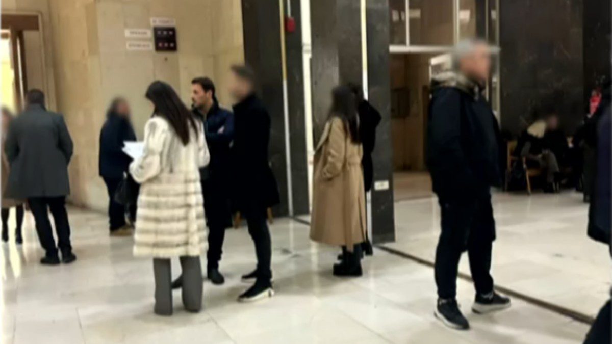 Ο νίκος βέρτης στα δικαστήρια Θεσσαλονίκης